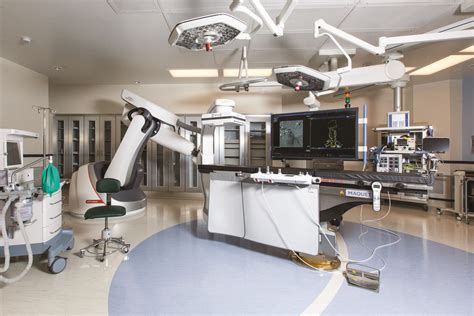 Saint Vincent Hospital Debuts Hybrid Operating Room - Worcester ...