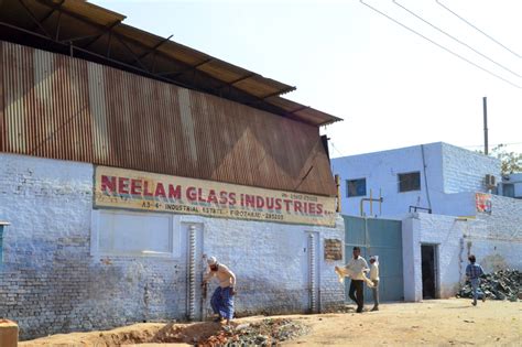 D'source Place | Glass work of Firozabad | D'Source Digital Online ...