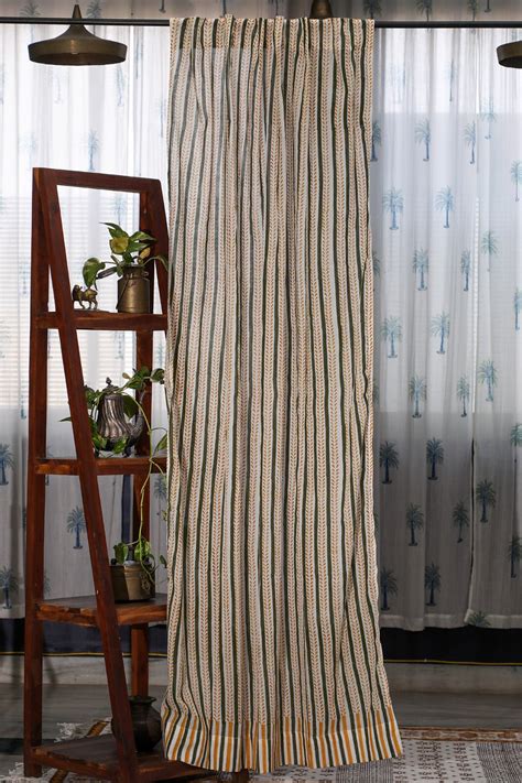 SootiSyahi 'Rising Ferns' Handblock Printed Cotton Door Curtain