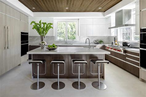 Modern Kitchen With High-Gloss Cabinetry | Bilotta Kitchen & Home