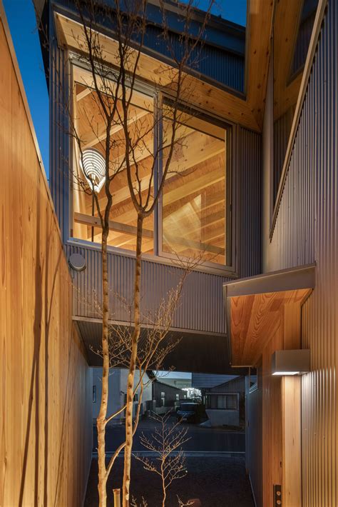 Yusuke Seki . The House in Between . Tajimi ToLoLo studio afasia (14 ...