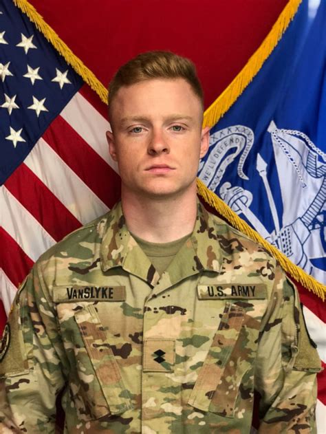 Cadet Command names its top 10 seniors for 2019 | Article | The United ...