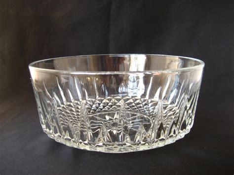 Vintage Large Clear Glass Bowl Arcoroc France Salad Soup Serving Dish ...