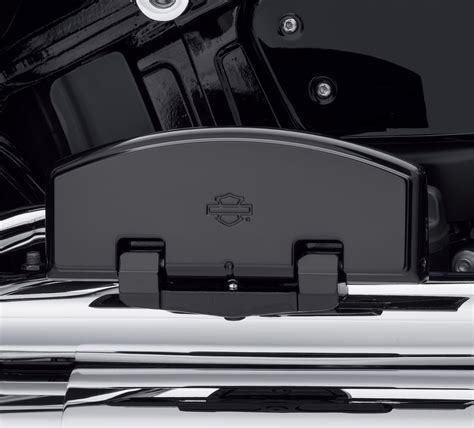 Classic Passenger Footboard Pan Kit | Harley-Davidson IN