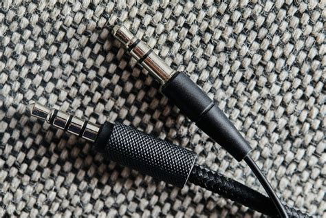 Image result for Alienware Audio Jack Colors