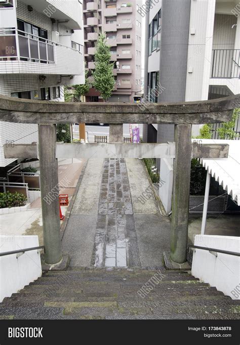 Japan Gate 的图像结果