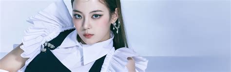 Download wallpaper look, beautiful girl, charm, beautiful girl ...