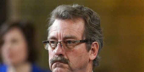 Nebraska lawmaker apologizes for debunked litter box claim