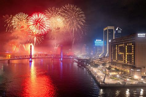 Fourth of July Fireworks Viewing, Hyatt Regency Jacksonville Riverfront ...