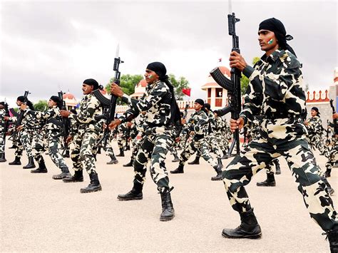 Gallantry medals for 27 CRPF men on Shaurya Diwas | Ranchi News - Times ...