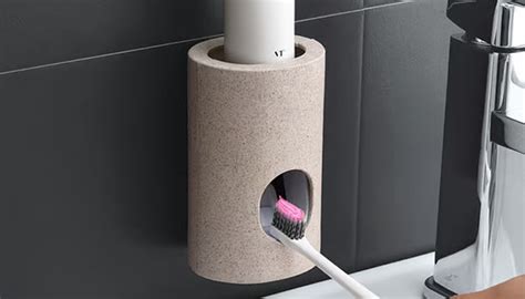 Best Toothpaste Dispensers 的图像结果