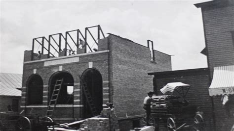 Mishicot's State Bank building, now Shipbuilders Credit Union, turns 108