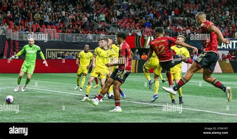 Atlanta, Georgia, USA. 7th Oct, 2023. Atlanta United defender Miles ...