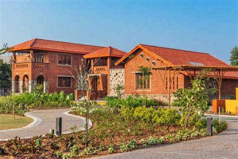 There’s more to this farmhouse than just red bricks & a stain-glass ...