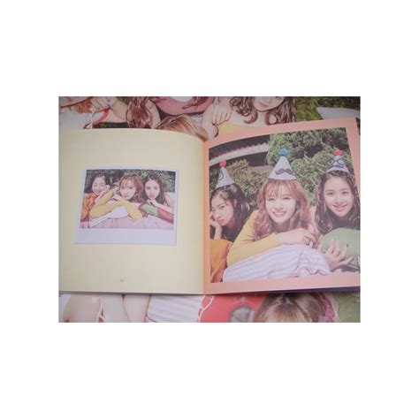 Format: Kitchen JYP Entertainment Twice - Twicetagram (Vol.1) [A India ...
