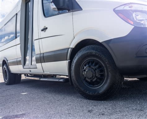 Customized Sprinter Vans 的图像结果