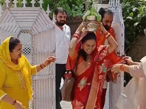 IITian Baba Abhay Singh Weds Engineer Prateeka; Prayagraj
