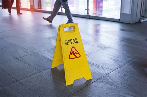 Rockville Slip And Fall Lawyer | Azari Law LLC | Maryland Attorneys