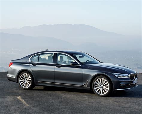 Revealed: The new 2016 BMW 7 Series - ResCars