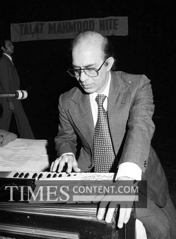 Talat Mahmood Entertainment Photo Playback Singer Talat...