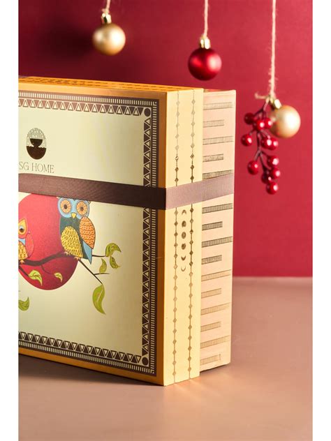 Buy SG Home Wooden Warmth Gift Box Online