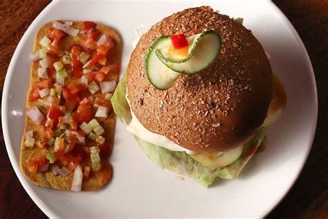 THE 10 BEST Restaurants in Jamshedpur (Updated April 2025)