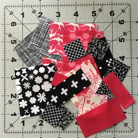 Mini Square Patchwork Patterns 的图像结果