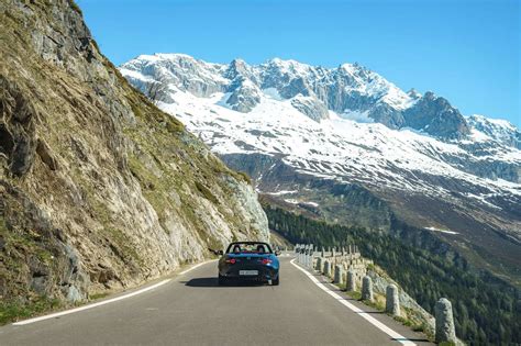Alpejska autostrada w Szwajcarii – przewodnik po winiecie 2025