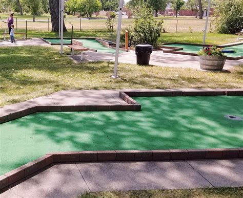 THE PUTT HUTT - All You Need to Know BEFORE You Go (with Photos ...