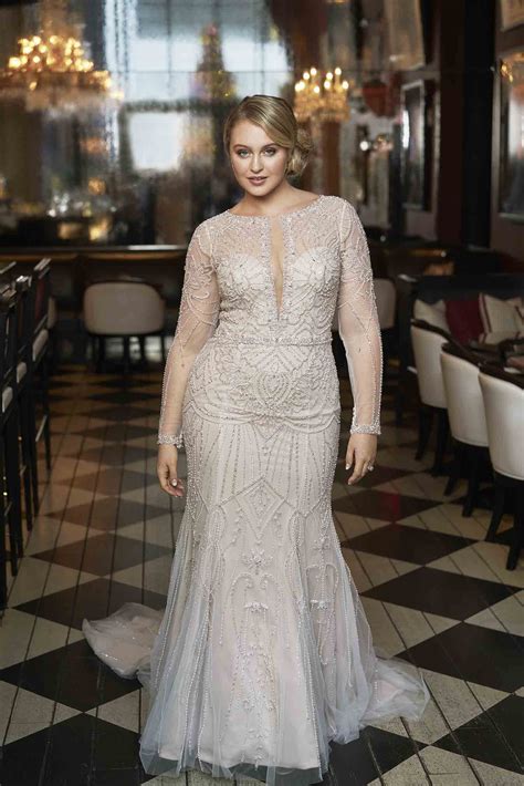 Modern Plus Size Wedding Dresses Top Review - Find the Perfect Venue for Your Special Wedding Day