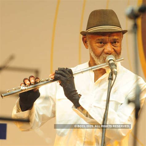 Kavita Krishnamurthy performs at the Lakshminarayana Global Music ...