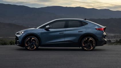 Cupra Tavascan Interior Layout & Technology | Top Gear