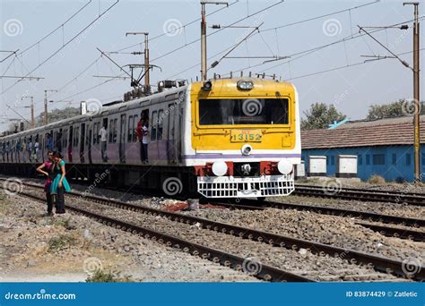 Local Train Side View 的图像结果