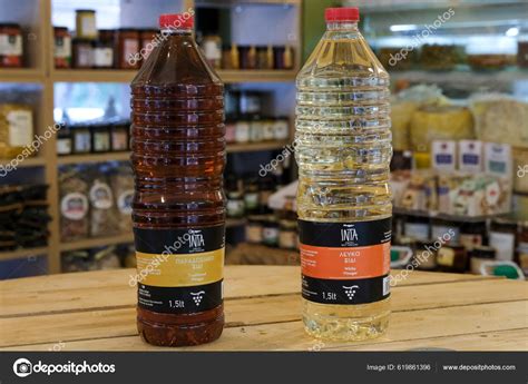 Bottles Vinegar Sale Grocery Athens Greece January 2022 — Stock ...