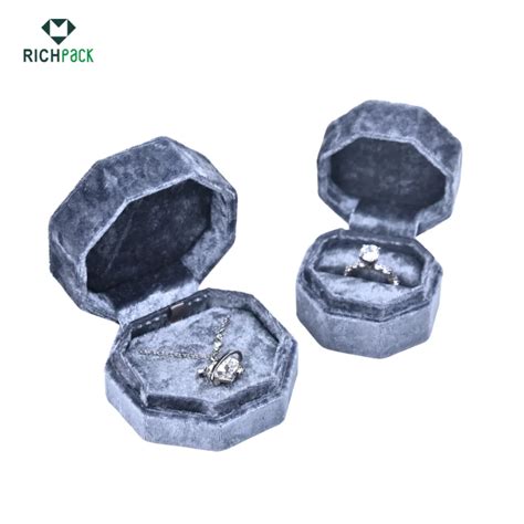 How to Clean Velvet Jewelry Box: A Comprehensive Guide - RichPack