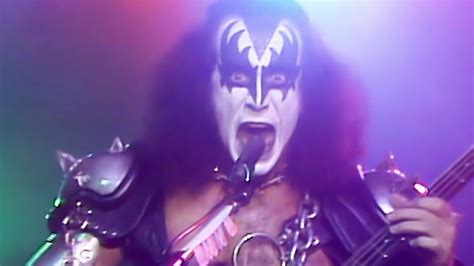 I Love It Loud | KISS Online | Official website