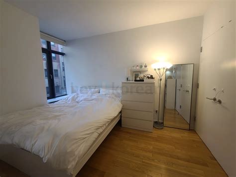 [1/18 - 7/19] 맨하탄 34가 미드타운 럭셔리 스튜디오 lease take over (한인타운 도보 2분 거리)