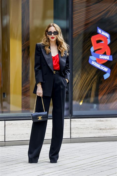 What to Wear On an Interview 的图像结果