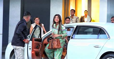 Shilpa Shetty spotted in a second-hand Bentley Flying Spur [Video]