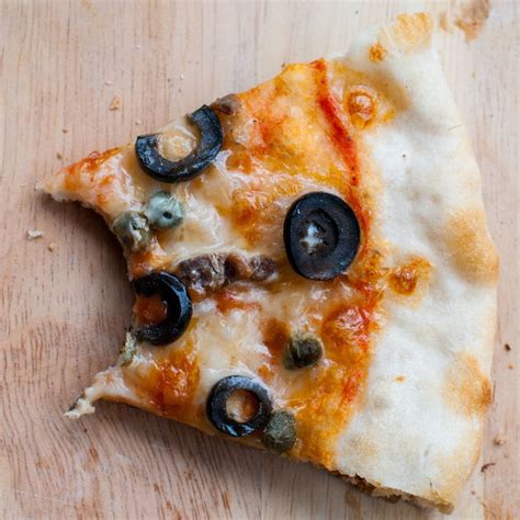 Barstool One Bite Pizza Review | North Andover's Garlic Breath Pizza ...