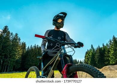 Cycling Mountain Bike 的图像结果