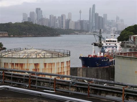 India sends 38,000 MT petroleum to Sri Lanka amid global energy crisis