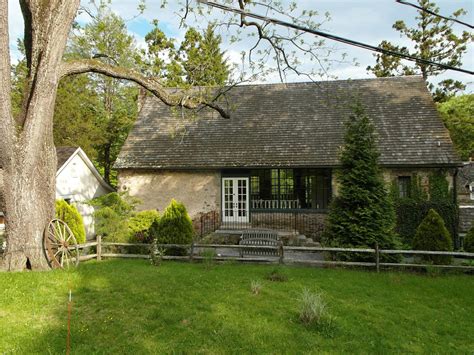 HOLLYHEDGE ESTATE - Updated 2022 Prices & B&B Reviews (New Hope, PA)