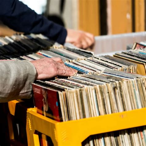 Where to Sell Vinyl Records (and Why Local Buyers Still Matter)