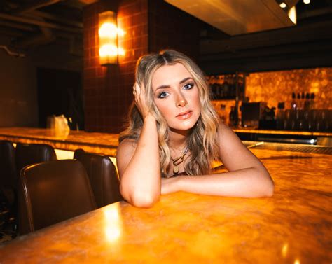 Grace Tyler • Red Light Management