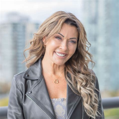 Jennifer HamiltonCEO, Oxygen Yoga & Fitness - canfitpro