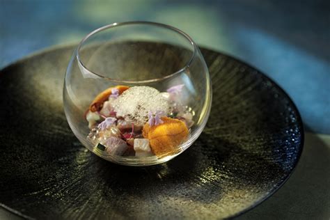 自助午餐六折優惠 – New World Millennium Hong Kong Hotel