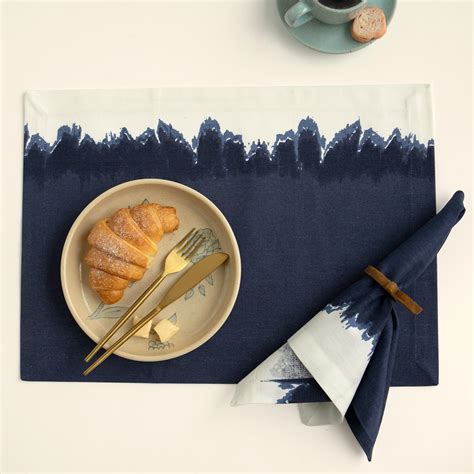 Elevating Blue Placemat Set of Six - Ellementry – ellementry