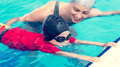 Swimming Lessons 的图像结果