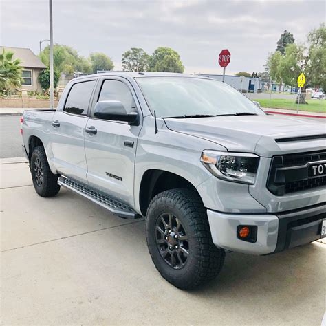 Toyota Tundra 2017